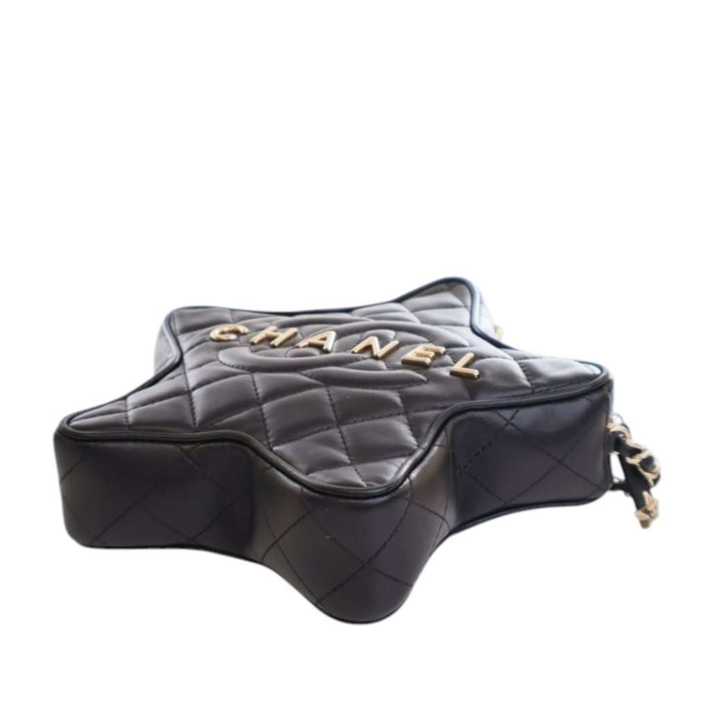 Chanel Quilted Lambskin Walk Of Fame Star Crossbody Black Leather Very good - Box View