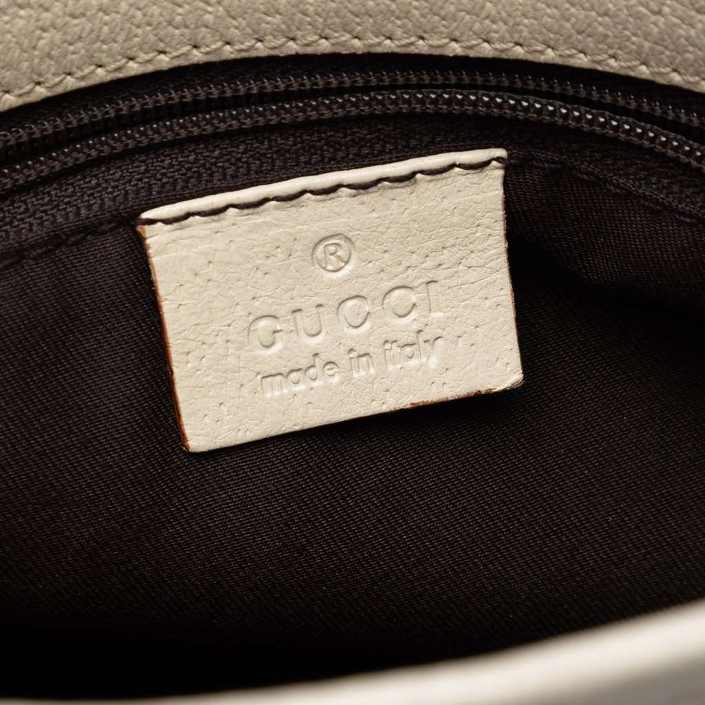 Gucci GG Canvas Eclipse Crossbody Beige Very good condition - Box View