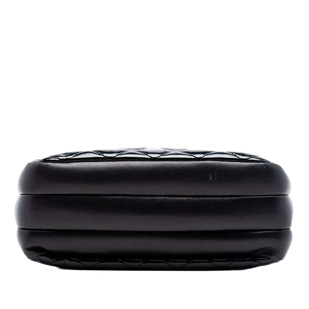 Chanel CC Quilted Patent Double Zip Camera Bag Black Leather Very good condition - Inside View