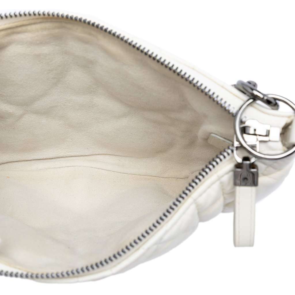 Dior Mini Calfskin Macrocannage Dior Caro Tulip Bag White Leather Very good condition - Model View