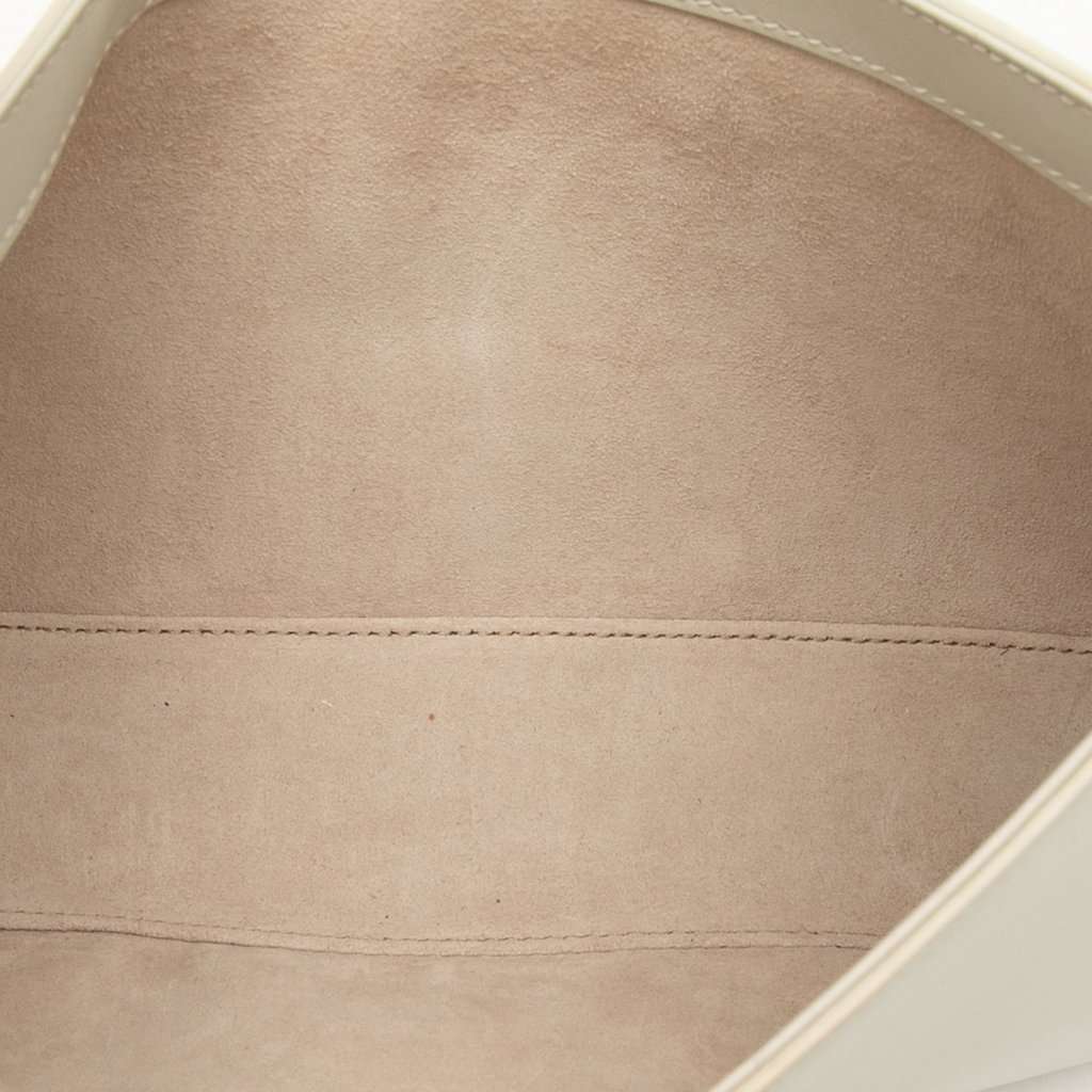Saint Laurent Smooth Calfskin Le 5 a 7 White Leather Very good - Model View