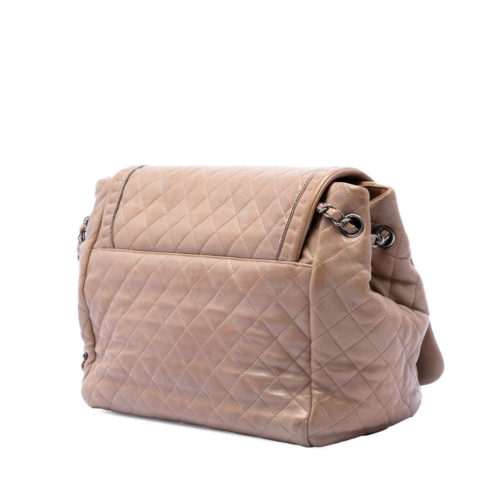 Chanel Large Quilted Calfskin Istanbul Accordion Flap Beige Leather Very good condition - Back View