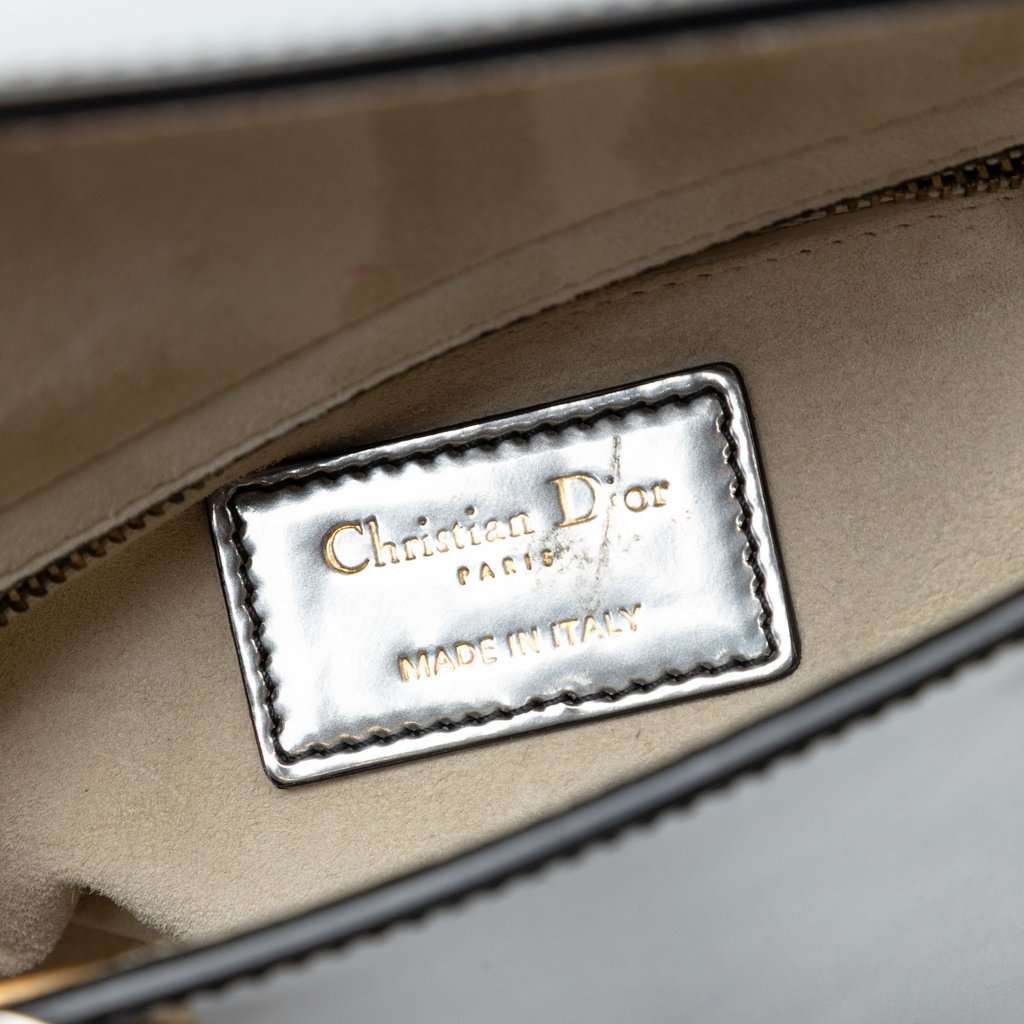 Dior Mini Metallic Patent Lady Dior Silver Leather Very good condition - Box View