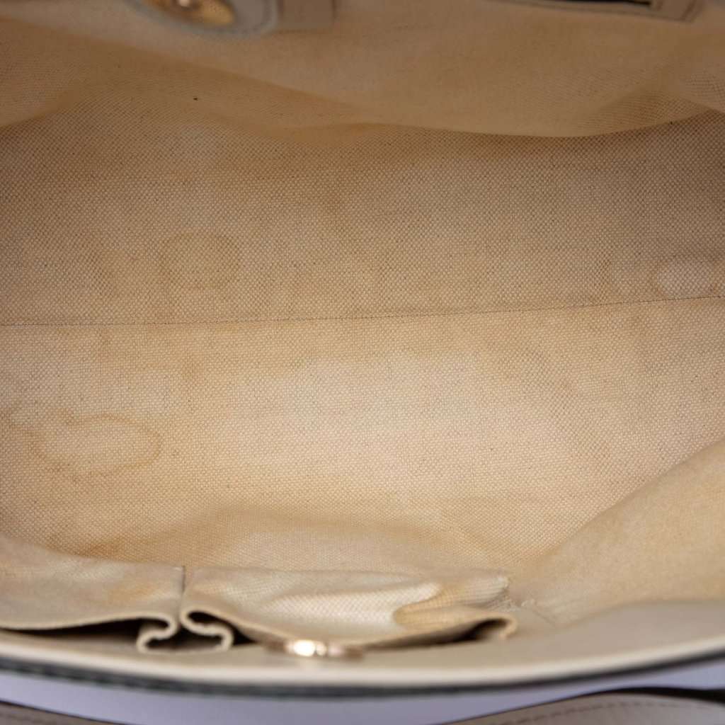 Gucci GG Canvas Web Mayfair Tote Beige Very good - Model View
