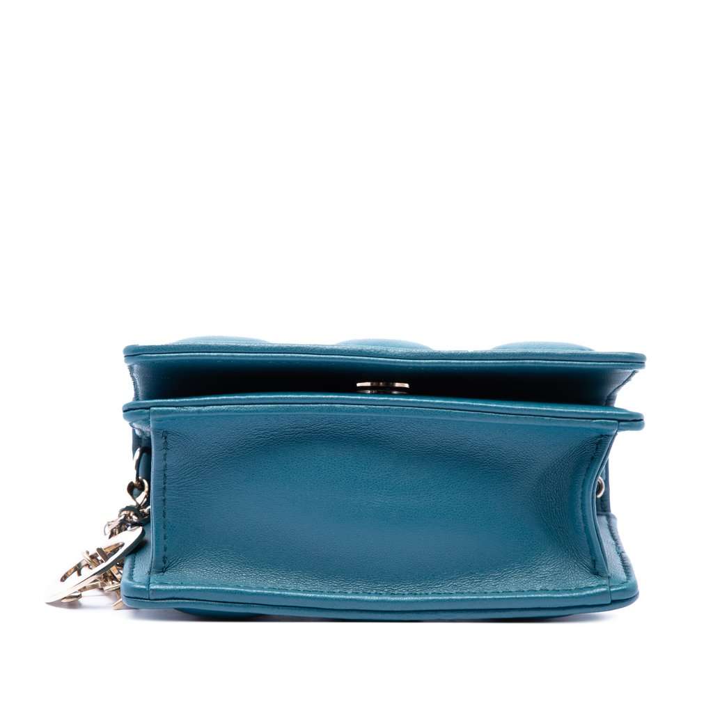 Dior Lambskin Cannage Waist Pouch on Chain Blue Leather Very good condition - Inside View