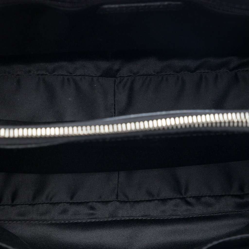 Chanel Caviar Grand Shopping Tote Black Leather Very good - Model View