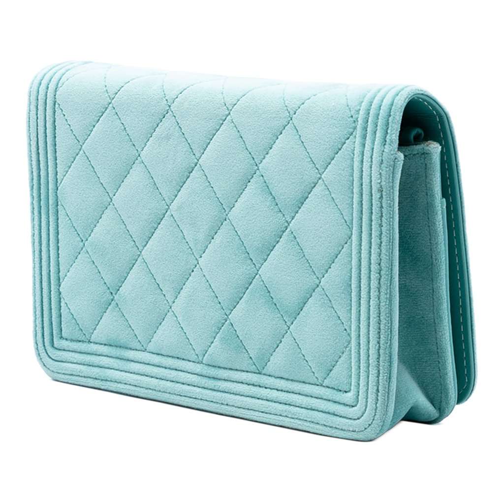 Chanel Quilted Velvet Boy Wallet On Chain Blue Very good condition - Back View