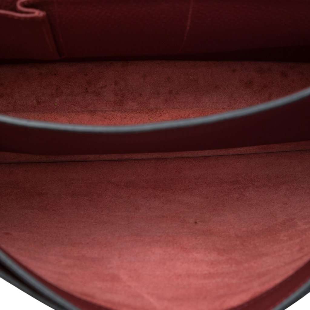 Hermès Clemence Sac A Depeches 38 Red Leather Very good - Model View