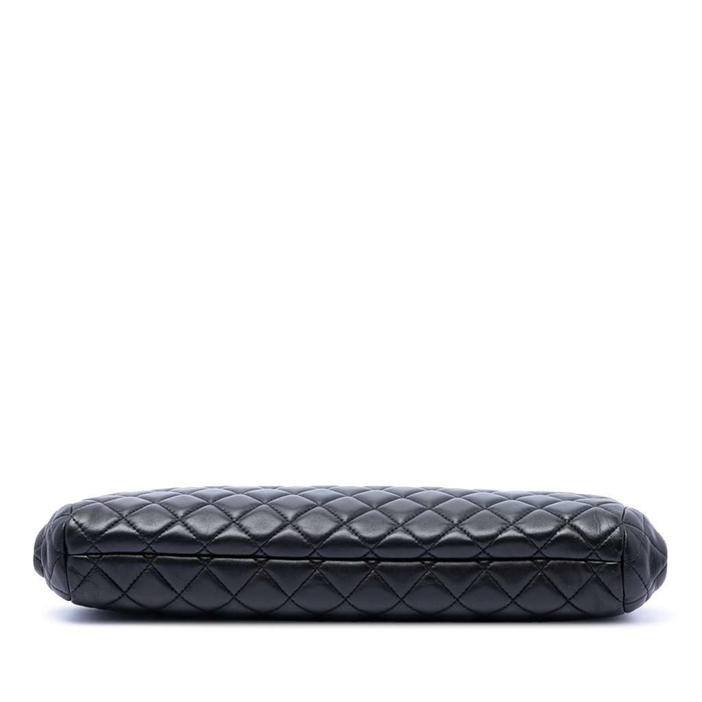 Chanel CC Quilted Lambskin Frame Clutch Black Leather Very good - Inside View