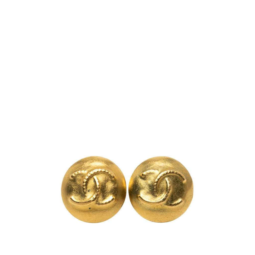 Chanel CC Gold Plated Round Clip On Earrings Gold Metal Very good condition - Front View