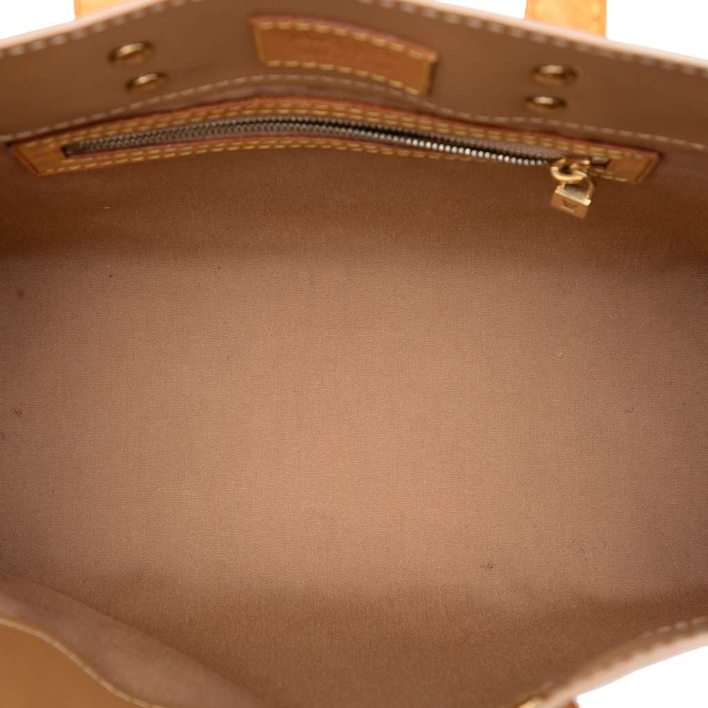 Louis Vuitton Monogram Vernis Reade PM Beige Leather Very good - Model View