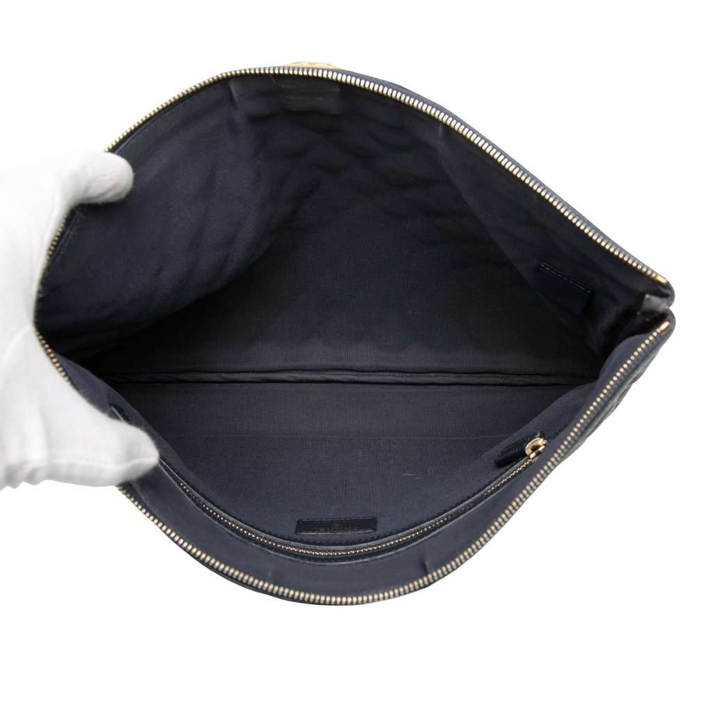 Chanel Large Quilted Caviar Boy O Case Clutch Blue Leather Very good - Model View