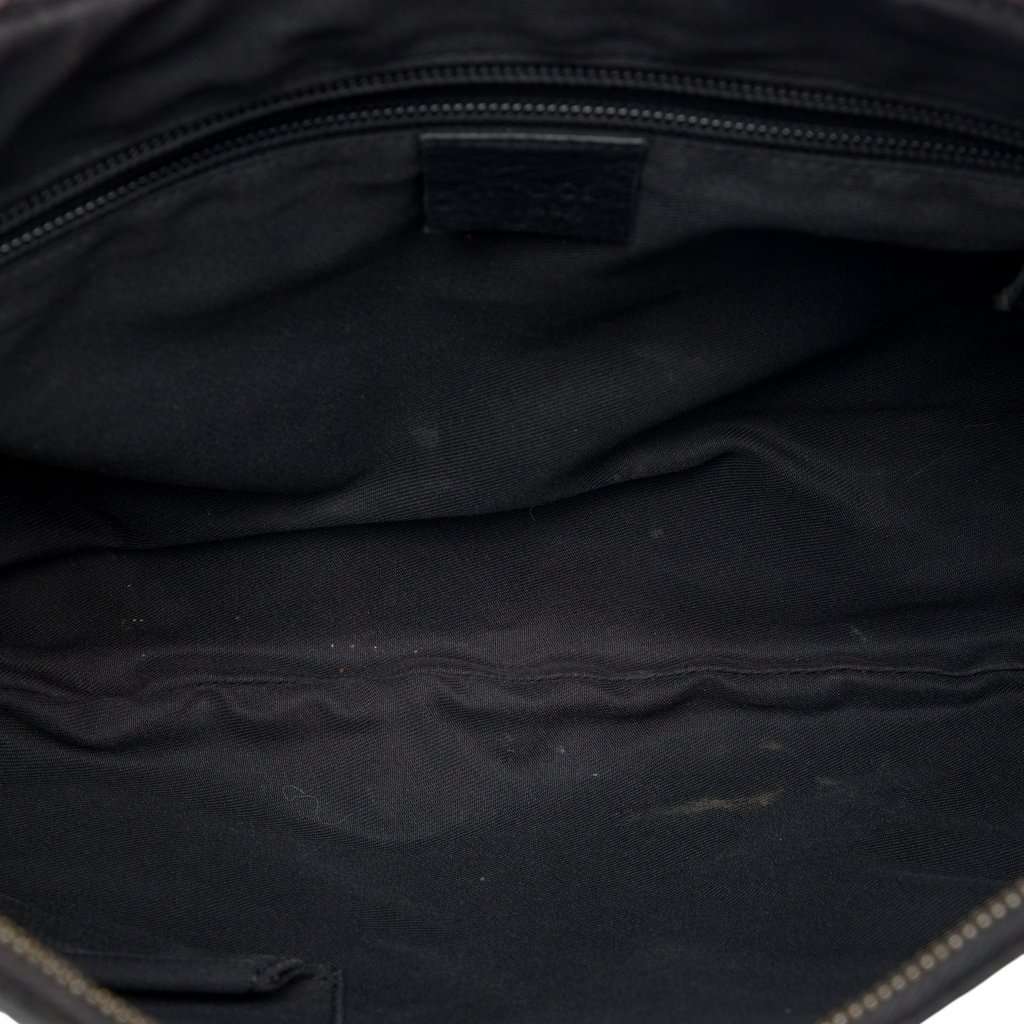 Gucci GG Supreme Crossbody Beige Good condition - Model View