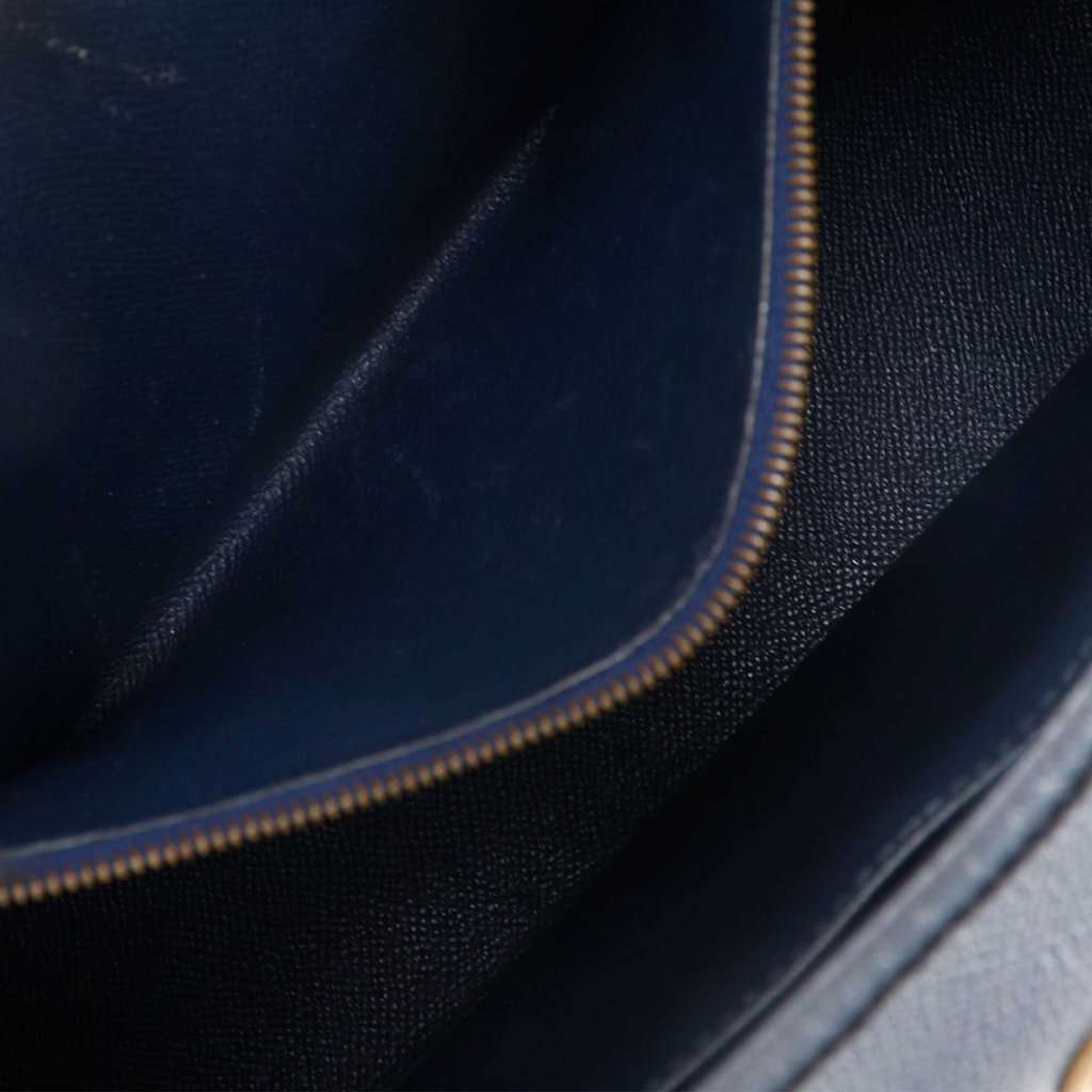 Hermès Courchevel Tsako Blue Leather Very good condition - Box View