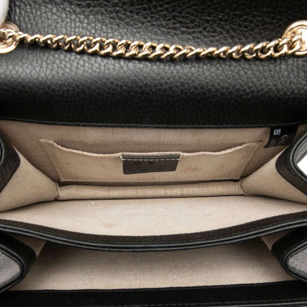 Gucci Small Dollar Calfskin Interlocking G Crossbody Black Leather Very good - Model View