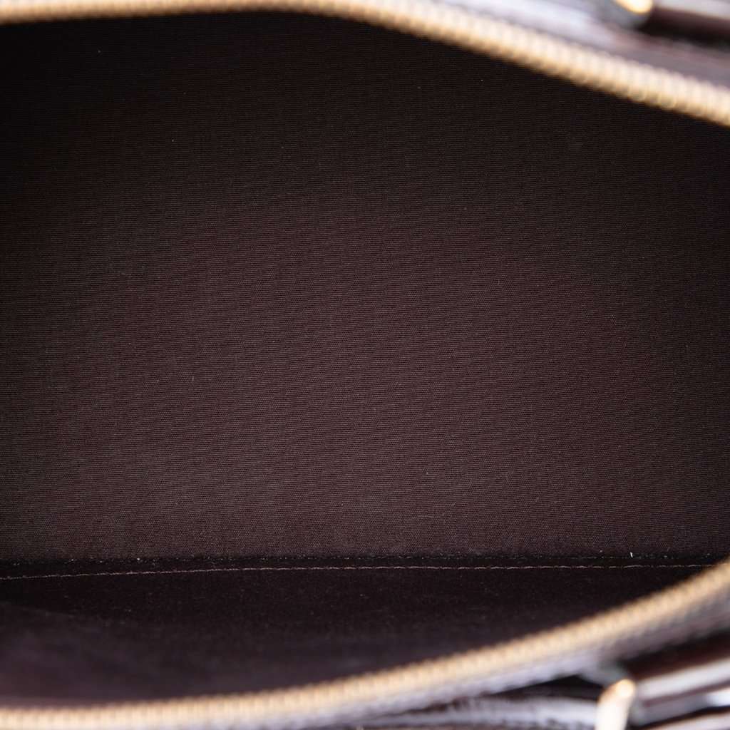 Louis Vuitton Monogram Vernis Alma PM Purple Leather Very good - Model View