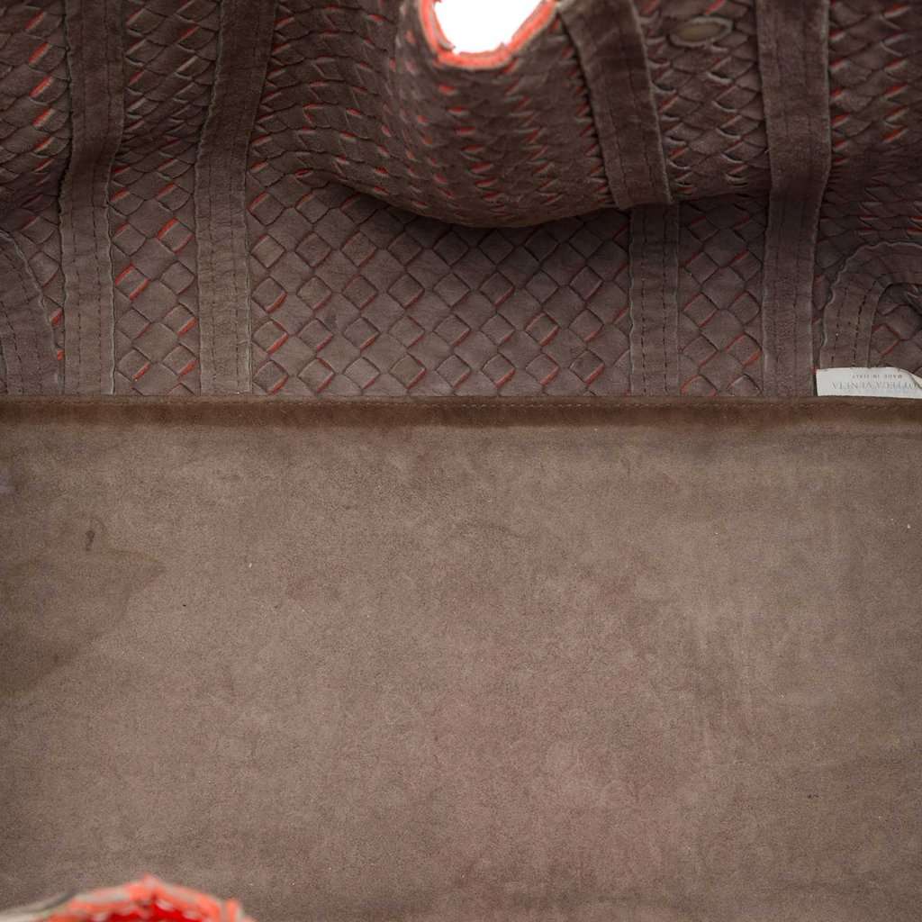 Bottega Veneta XL Nappa Intrecciato Stitch Tote Orange Leather Very good - Model View