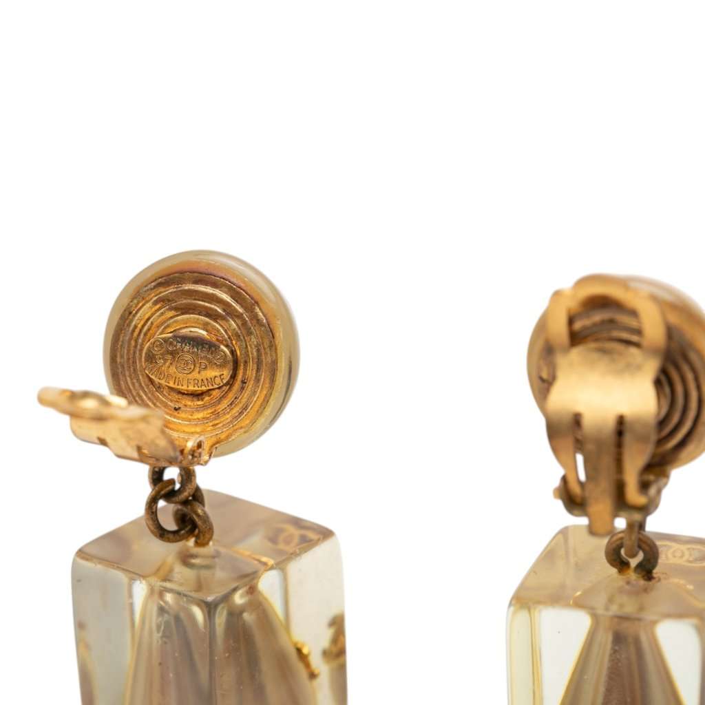 Chanel CC Gold Plated Resin Faux Pearl Cube Drop Clip On Earrings Gold Metal Very good condition - Inside View