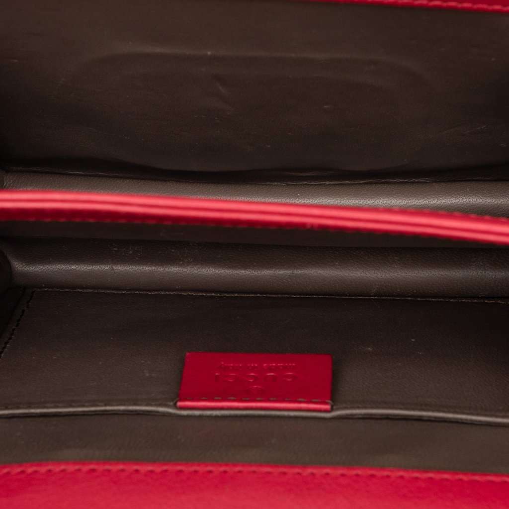 Gucci Small Polished Calfskin Interlocking G Dollar Crossbody Red Leather Very good condition - Model View