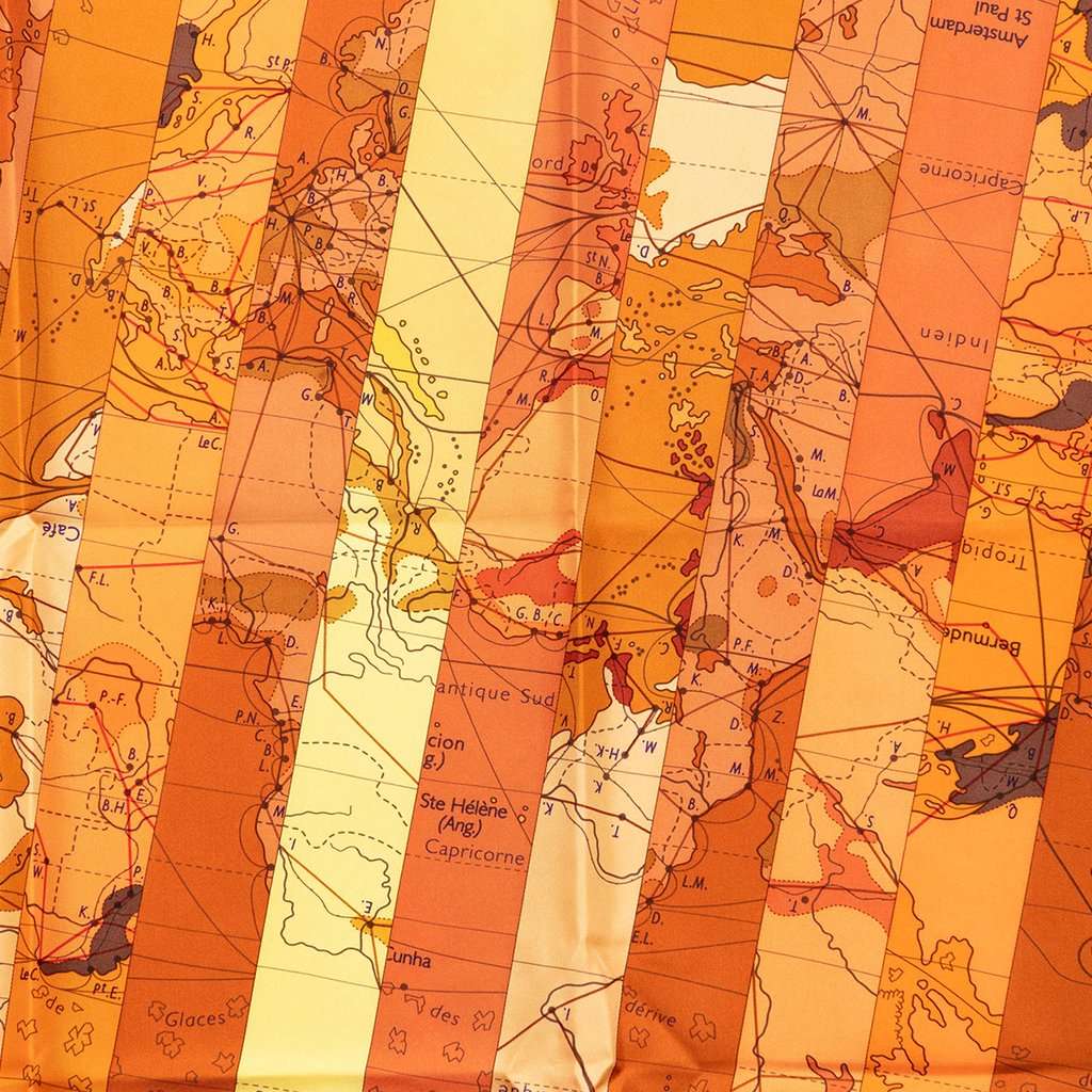 Hermès Le Monde Est Vaste Silk Scarf 90 Orange Very good condition - Back View