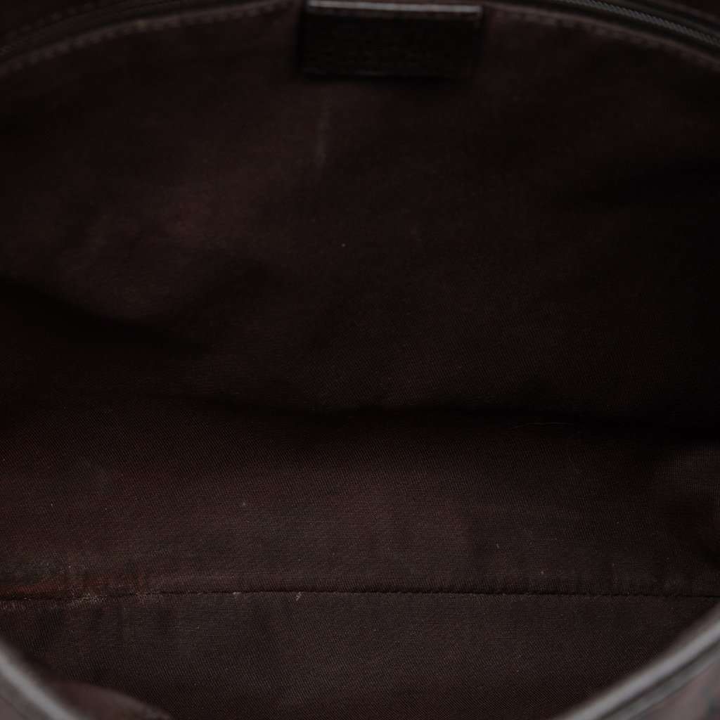 Gucci GG Nylon Abbey D Ring Crossbody Brown Very good condition - Model View