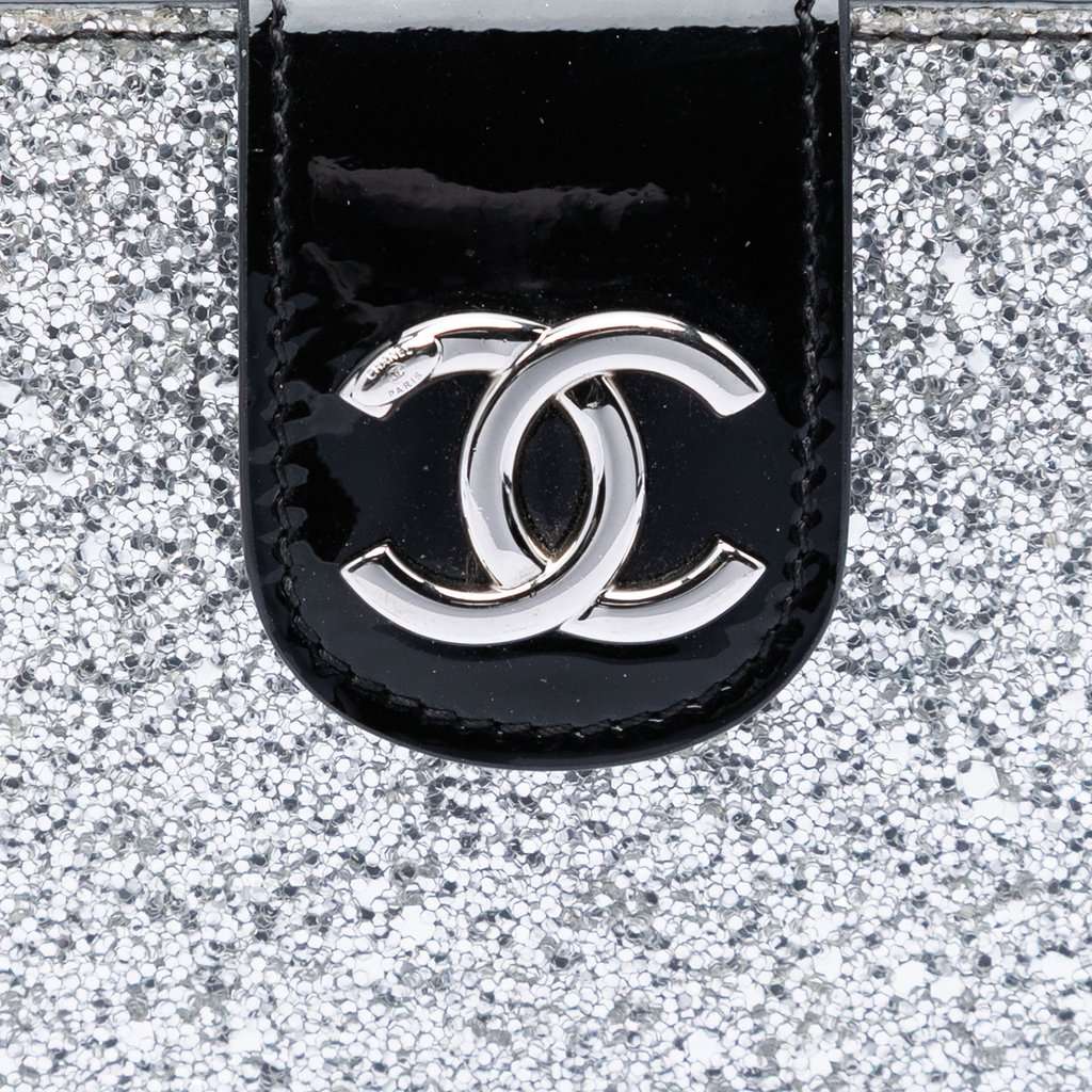 Chanel Glitter Patent Evening On The Moon Camera Case Silver Leather Very good condition - Box View