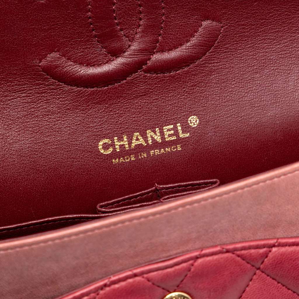 Chanel Medium Classic Lambskin Ombre Double Flap Orange Leather Very good condition - Box View
