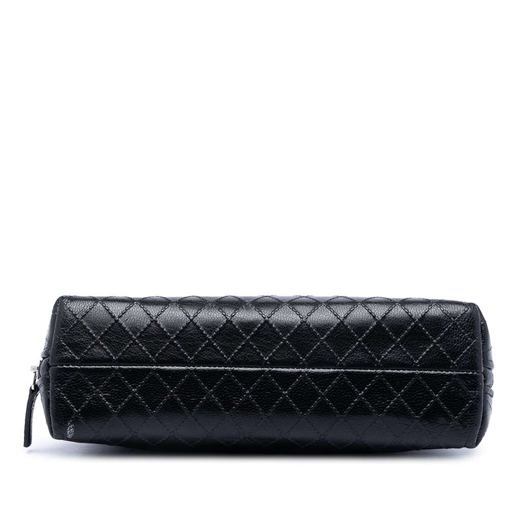 Chanel CC Diamond Embossed Calfskin Cosmetic Pouch Black Leather Very good condition - Inside View