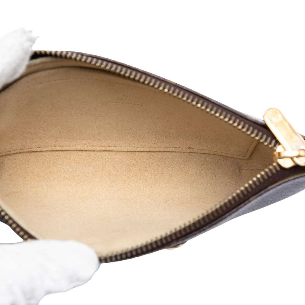 Louis Vuitton Monogram Pochette Milla MM Brown Very good condition - Model View