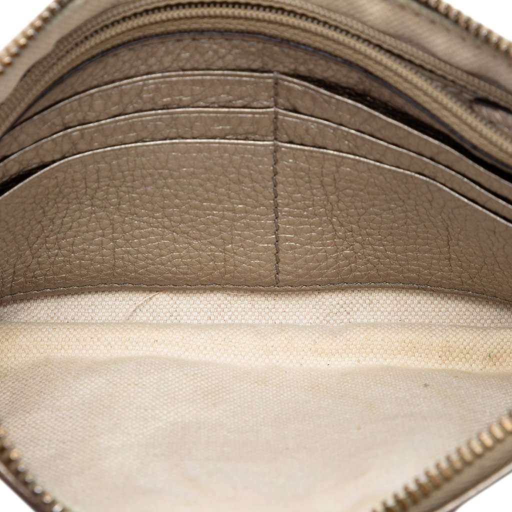 Gucci Metallic Calfskin Soho Wristlet Pouch Brown Leather Very good condition - Model View