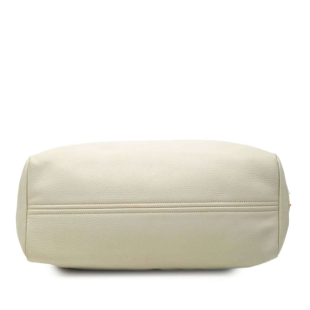Prada Vitello Daino Tote White Leather Very good condition - Inside View