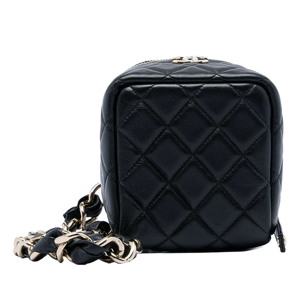 Chanel CC Quilted Lambskin Cube Wristlet Vanity Case Black Leather Very good - Inside View
