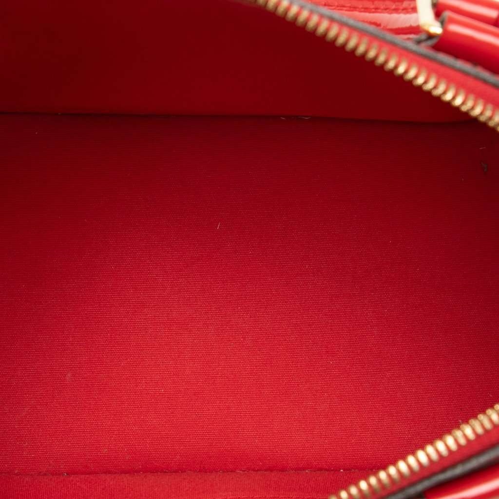 Louis Vuitton Monogram Vernis Alma BB Red Leather Very good condition - Model View