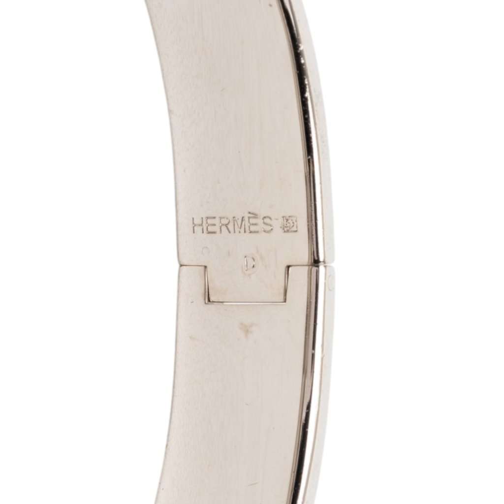 Hermès Narrow Enamel Clic H Bracelet PM Black Very good condition - Model View