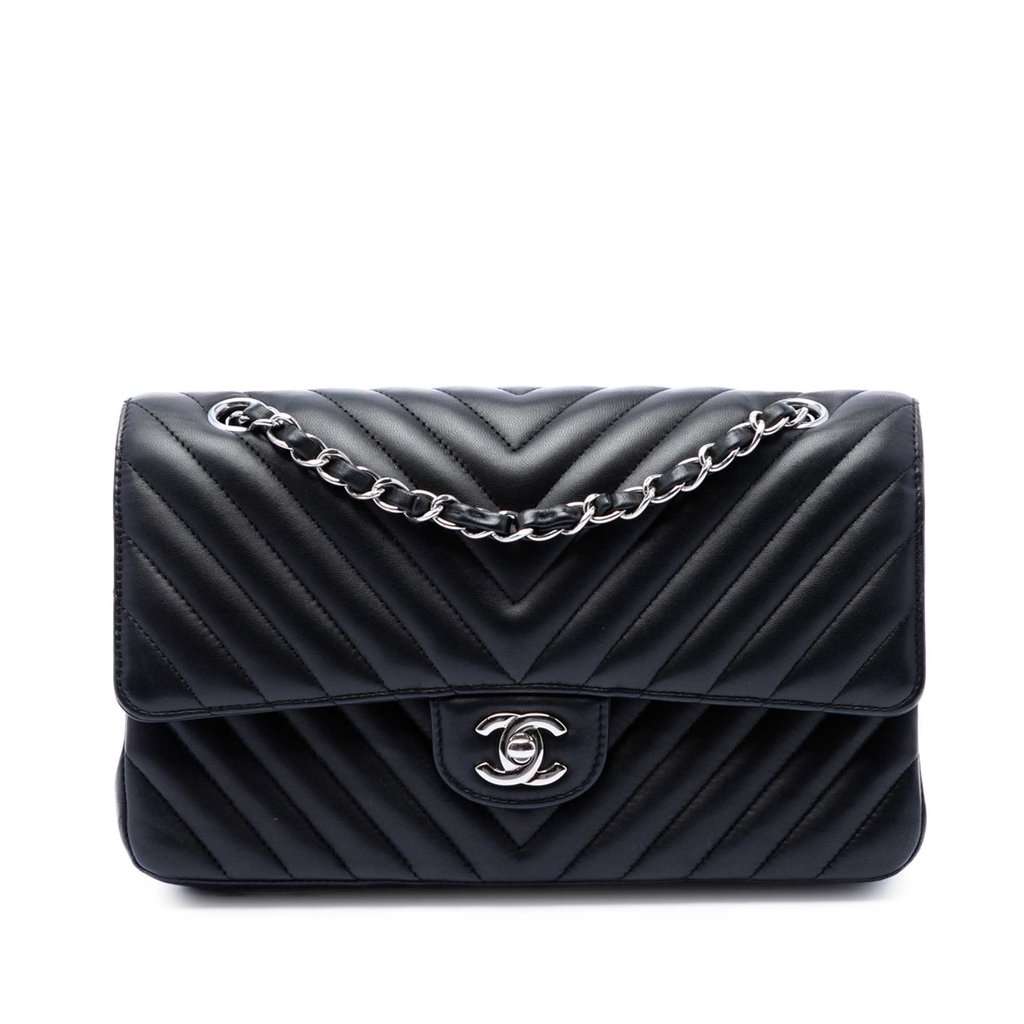 Chanel Medium Classic Chevron Lambskin Double Flap Black Leather Very good condition - Front View