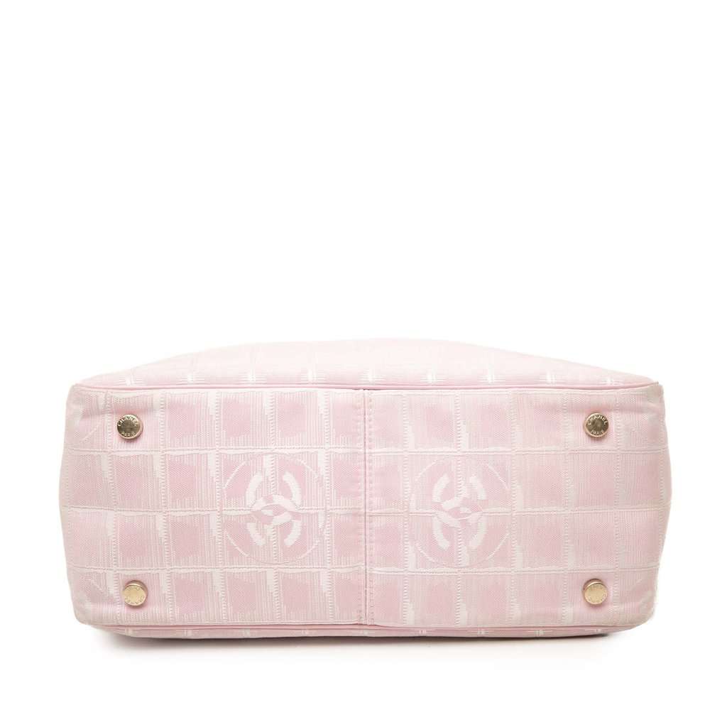 Chanel New Travel Line Nylon Tote Pink Very good - Inside View