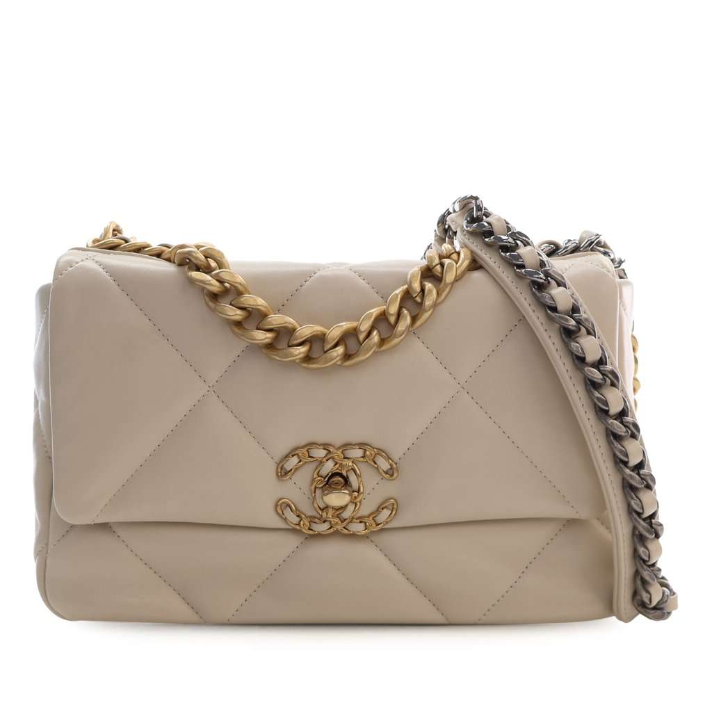 Chanel Medium Lambskin 19 Flap Brown Leather Very good - Front View