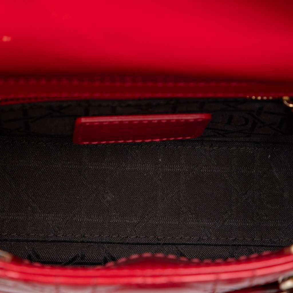 Dior Mini Patent Cannage Lady Dior Red Leather Very good condition - Model View