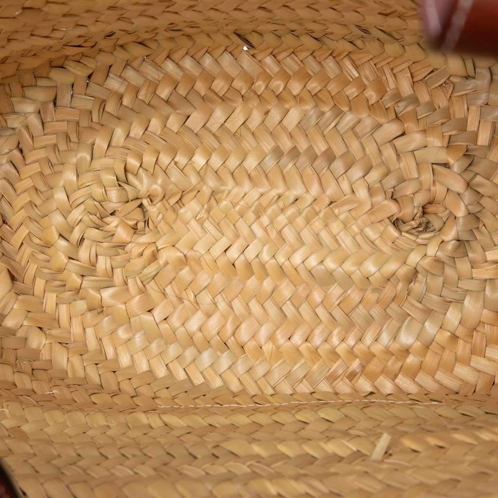 LOEWE Large Floral Embroidered Raffia Basket Tote Beige Very good condition - Model View