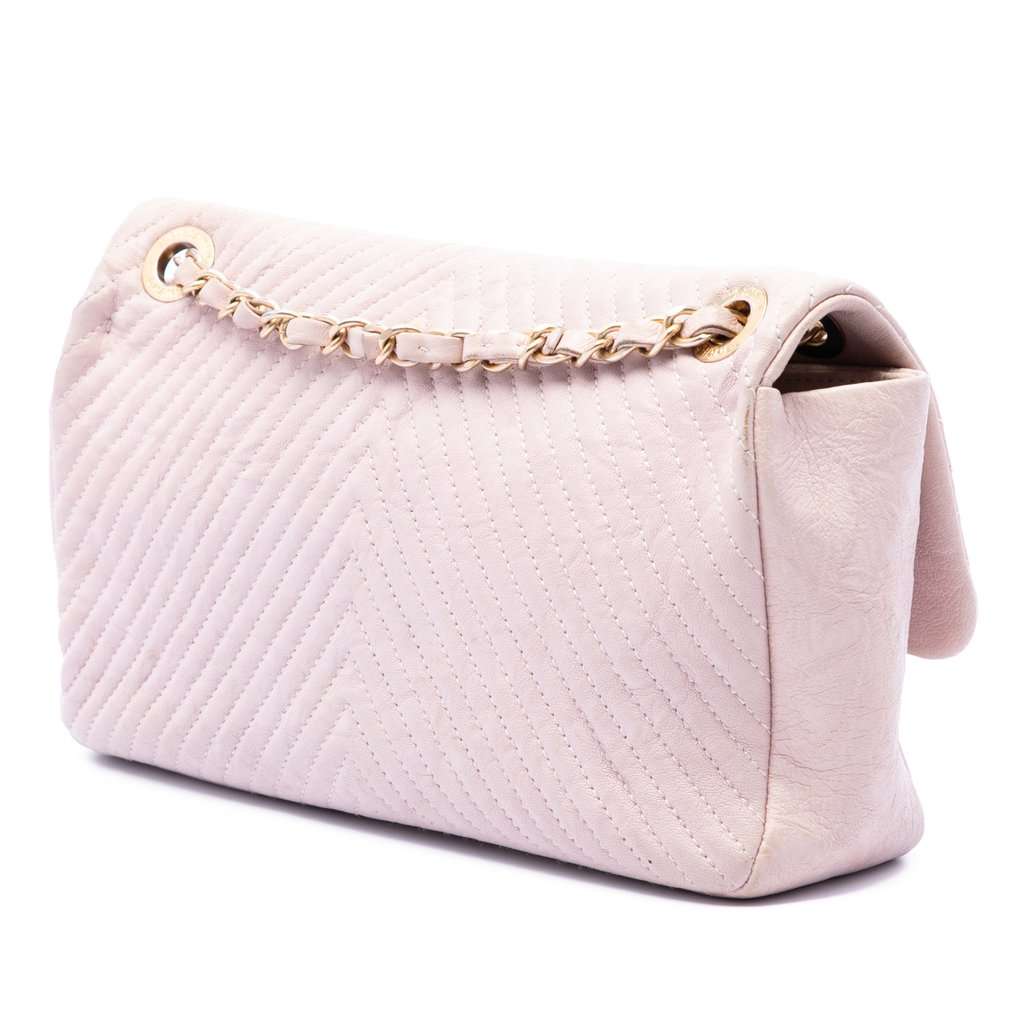 Chanel Medium Chevron Wrinkled Calfskin Medallion Charm Flap Pink Leather Very good condition - Back View