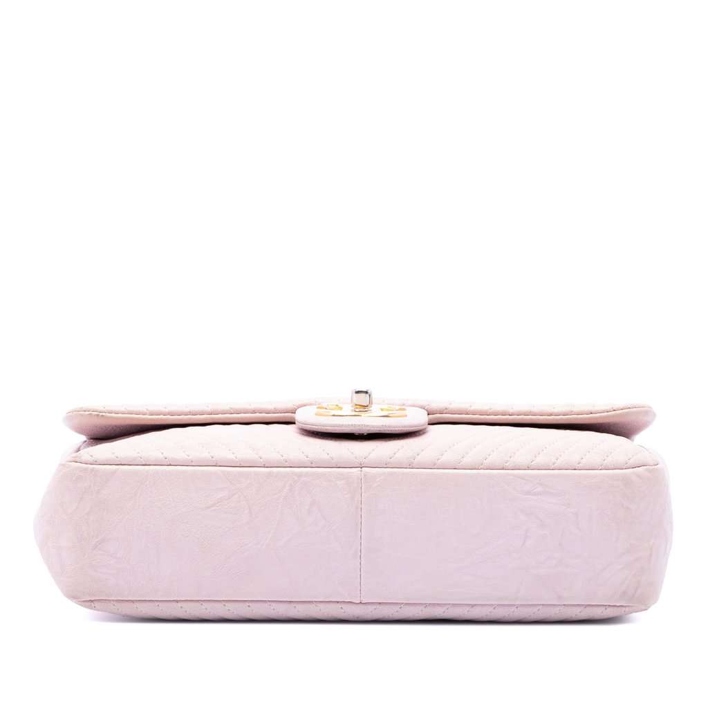 Chanel Medium Chevron Wrinkled Calfskin Medallion Charm Flap Pink Leather Very good condition - Inside View