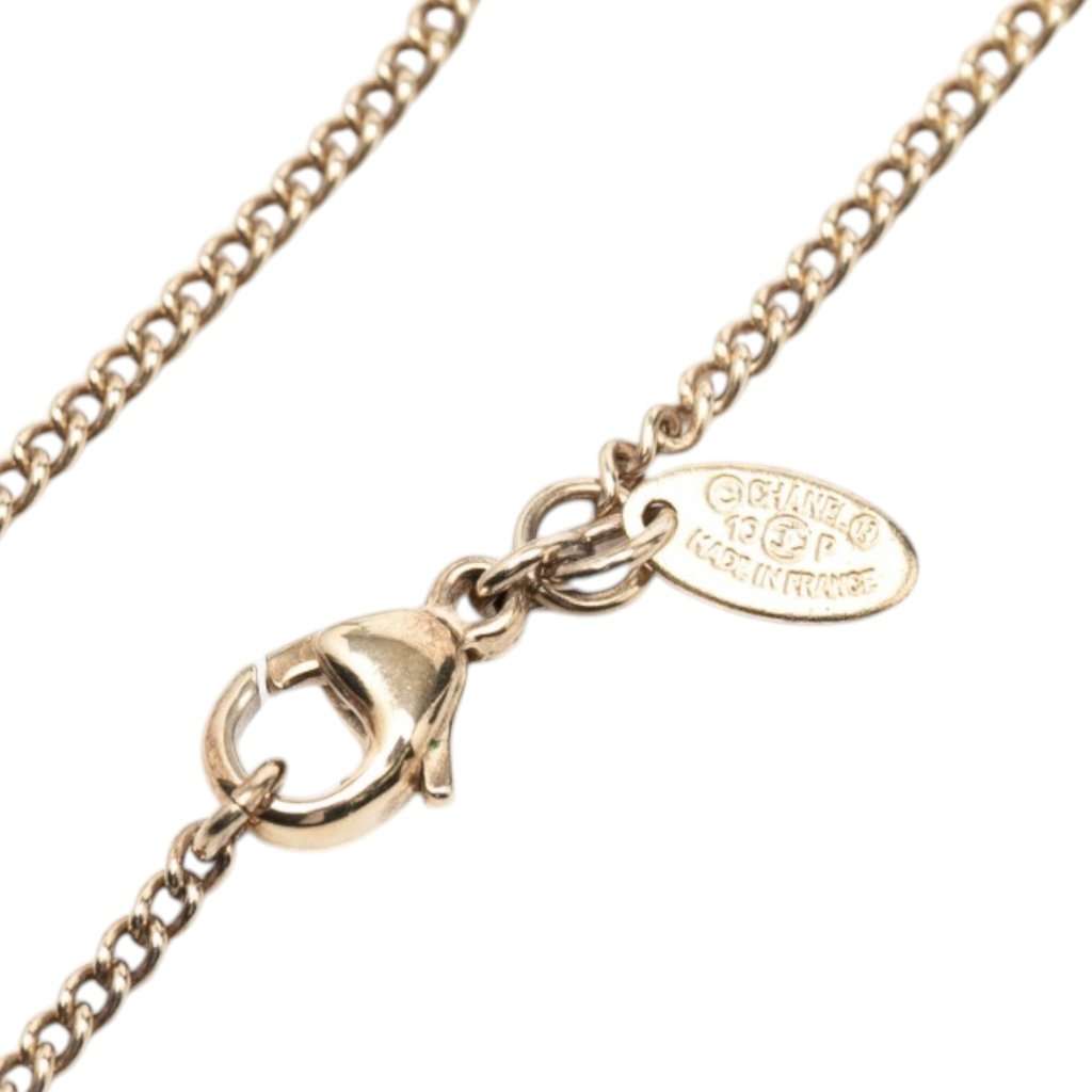 Chanel CC Gold Plated Enamel Arrow Pendant Necklace Gold Metal Very good - Box View