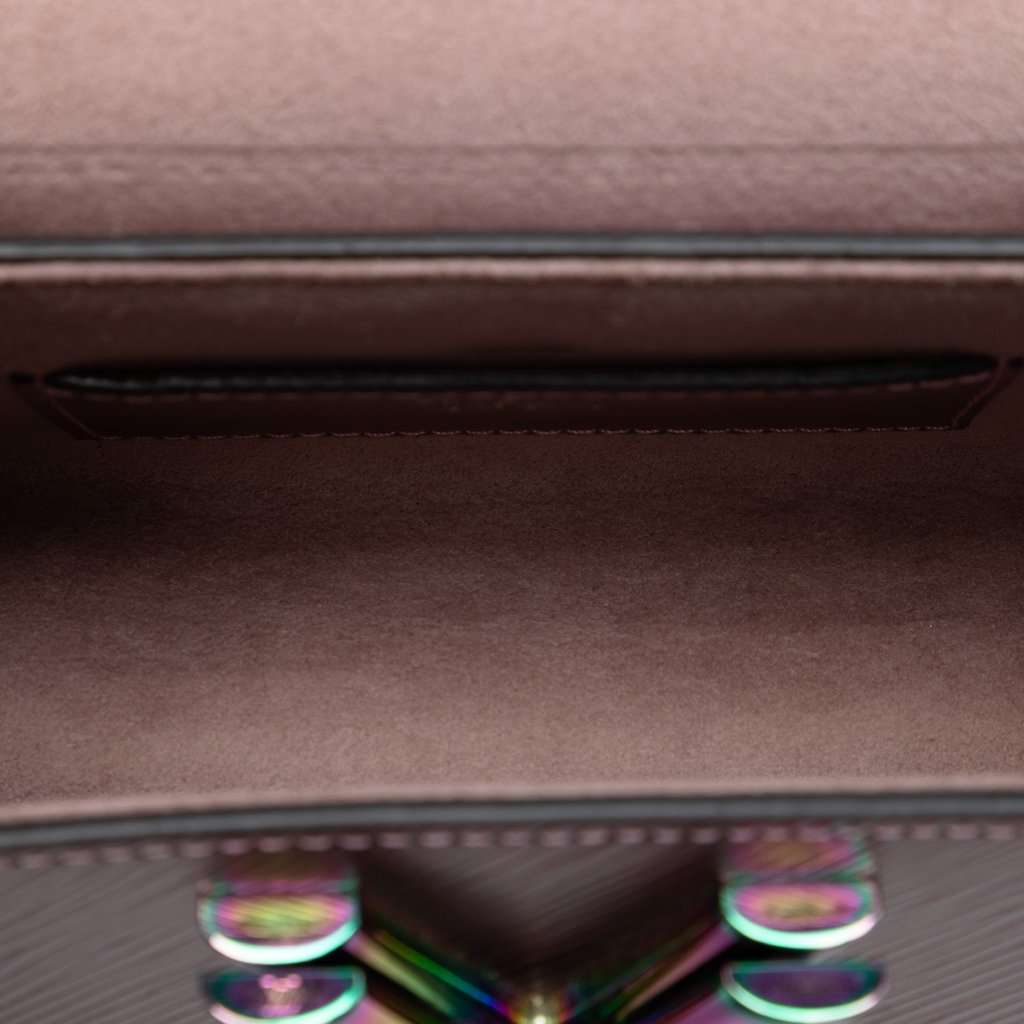 Louis Vuitton Epi Scarabeo Twist PM Pink Leather Very good condition - Model View