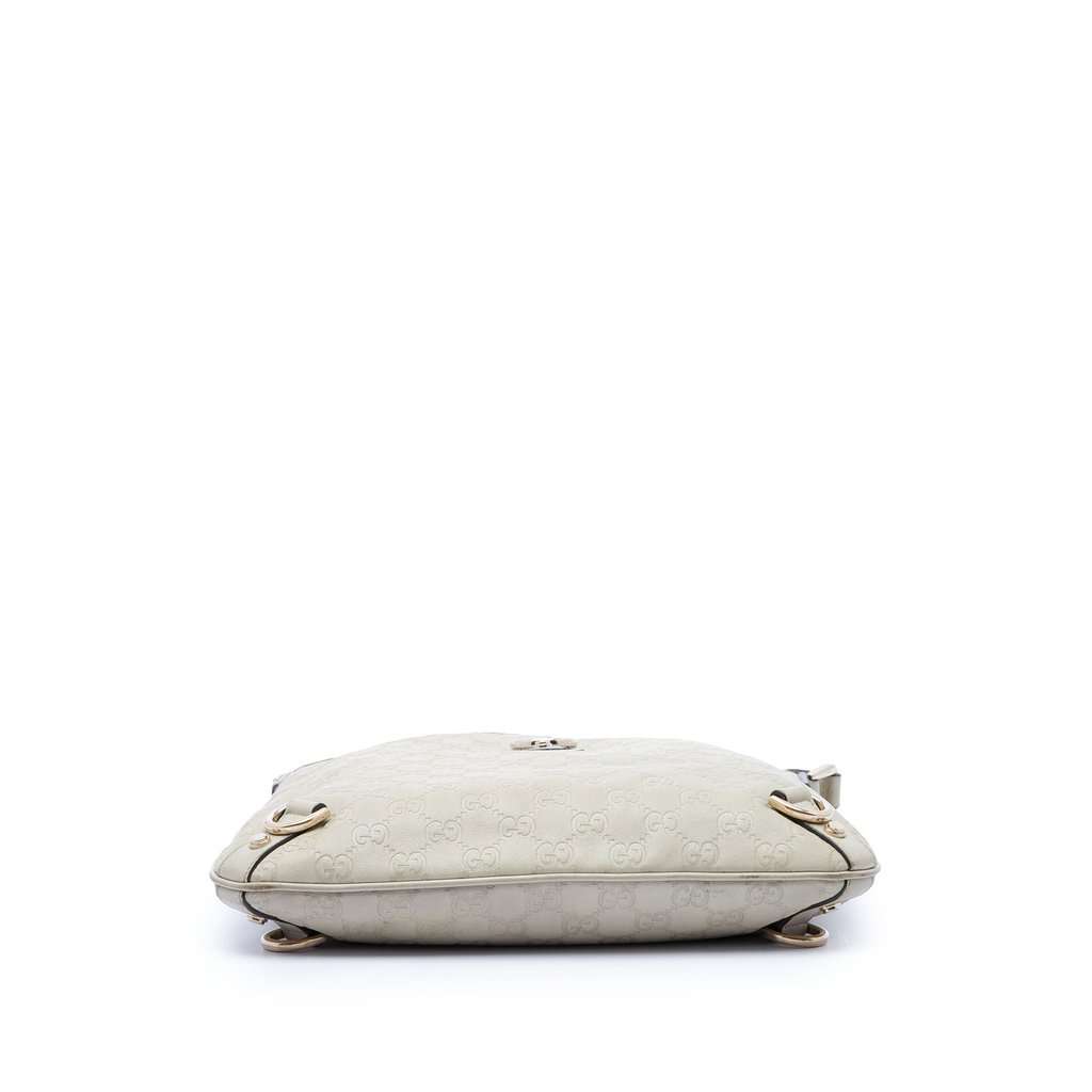 Gucci Guccissima Abbey D Ring Crossbody White Leather Very good condition - Inside View
