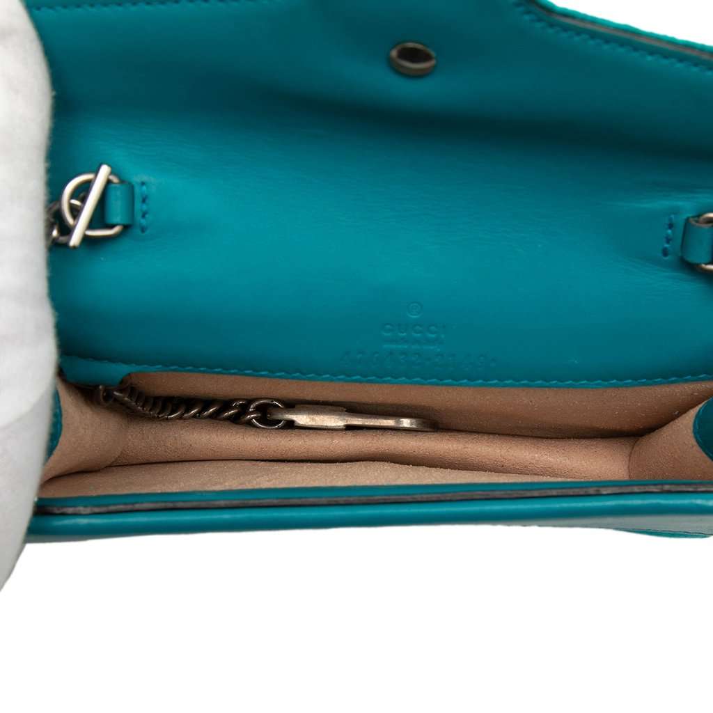 Gucci Mini Velvet Dionysus Crossbody Blue Very good condition - Model View