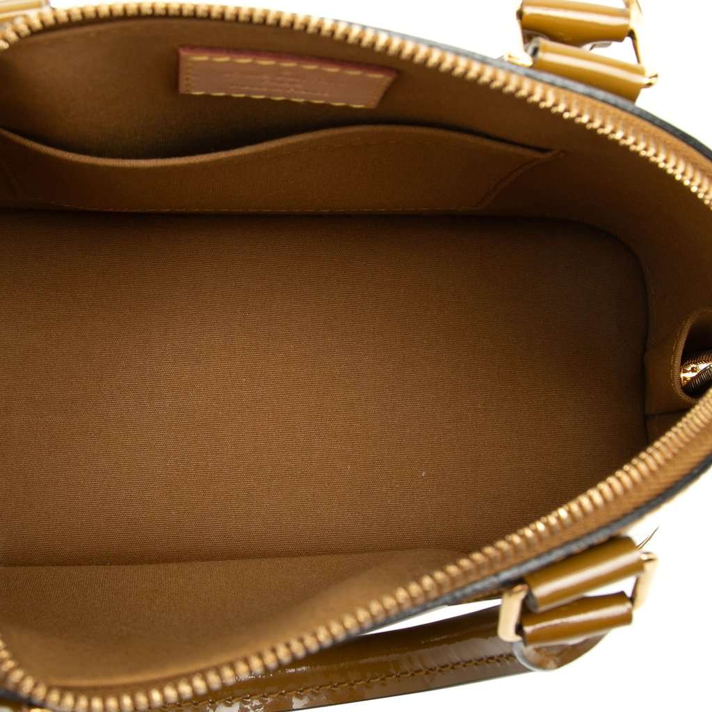Louis Vuitton Monogram Vernis Alma BB Green Leather Very good condition - Model View