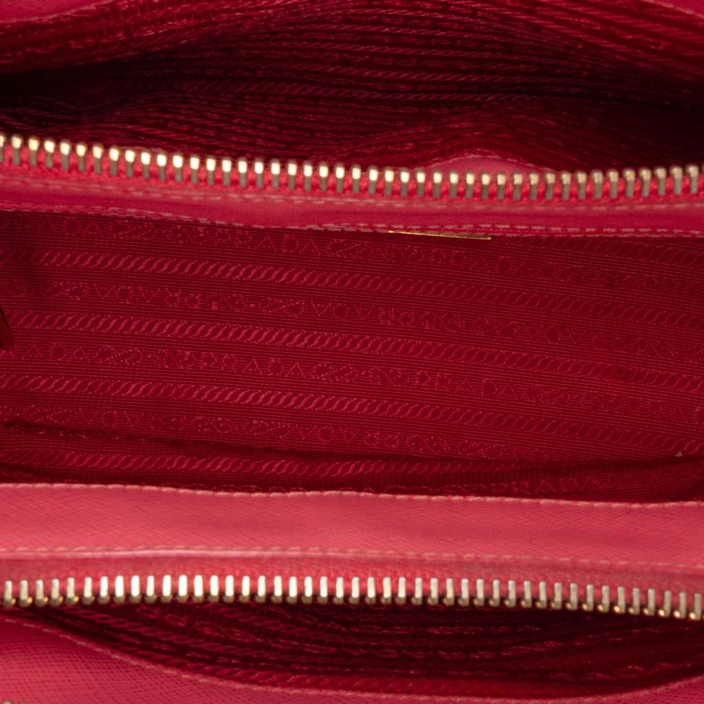 Prada Mini Saffiano Lux Galleria Double Zip Satchel Pink Leather Very good condition - Model View