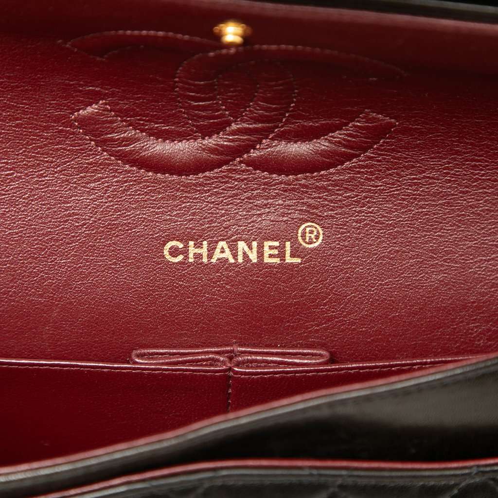 Chanel Medium Classic Lambskin Double Flap Black Leather Very good - Box View