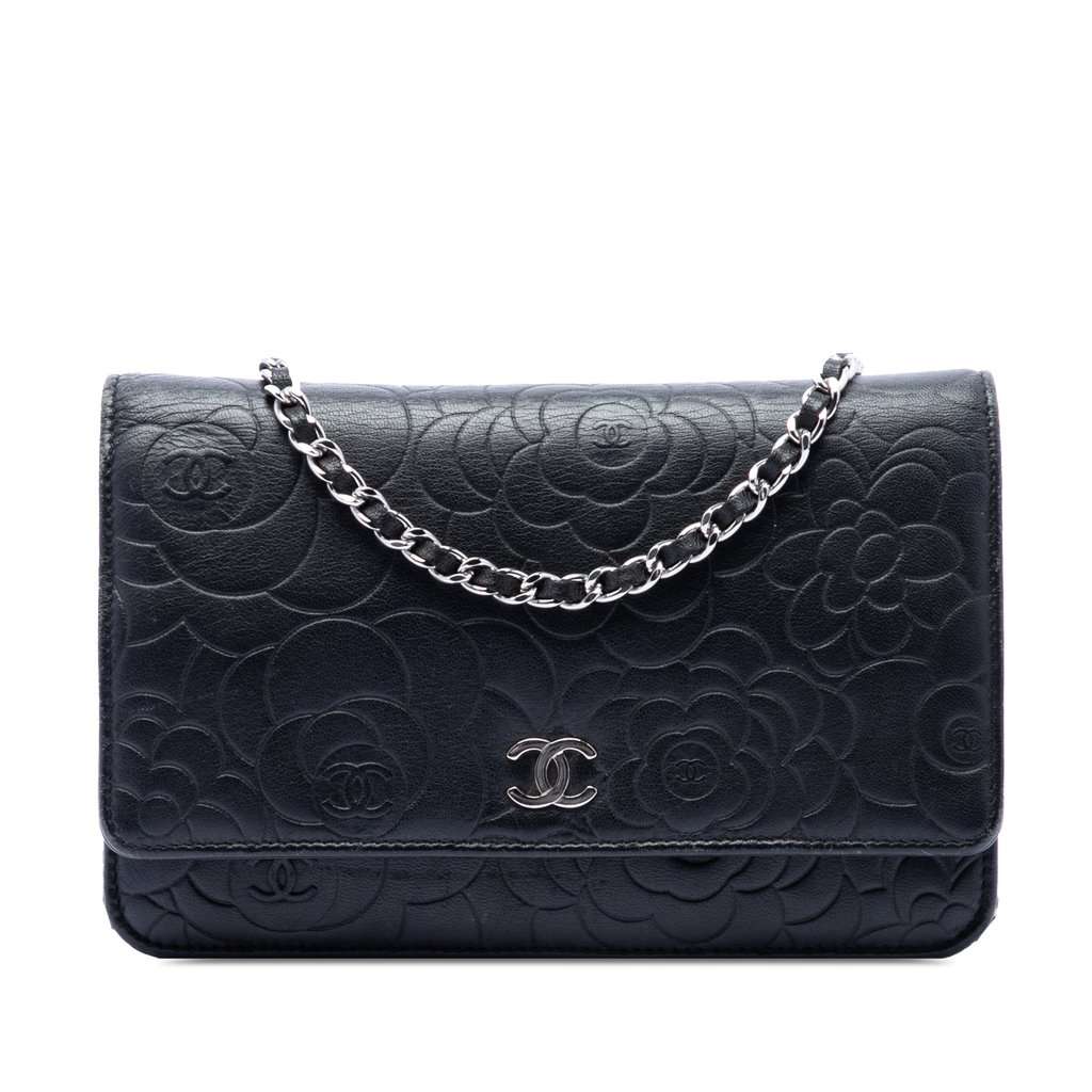 Chanel CC Embossed Lambskin Camellia Wallet On Chain Black Leather Very good condition - Front View