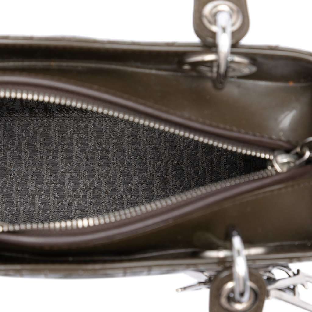 Dior Medium Patent Cannage Lady Dior Brown Leather Very good condition - Model View
